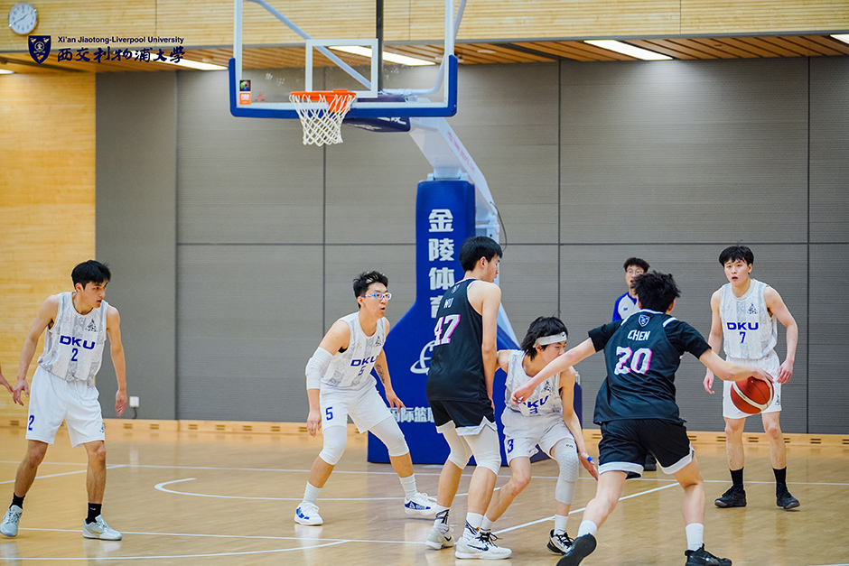 隙这样的